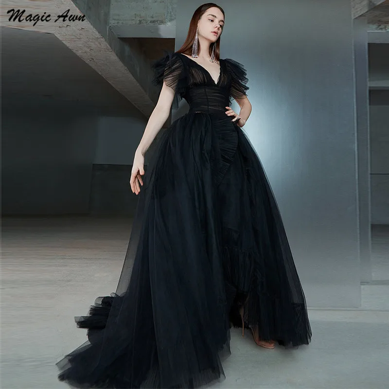 

Magic Awn Vintage Black Tulle Wedding Dresses V-Neck Cap Sleeves Illusion Boho Wedding Party Gowns Customized Abito Da Sposa