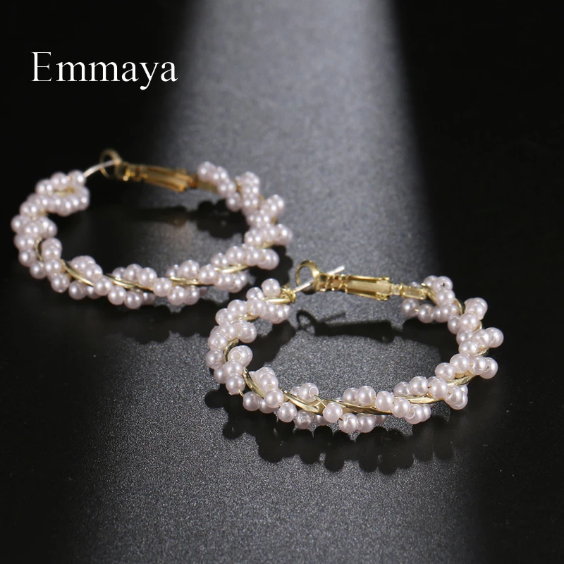 Emmaya New Arrival Circular Appearance Noble Earring With Shiny Pearl For Women Fashion Party Ingenious Jewelry Delicate Gift