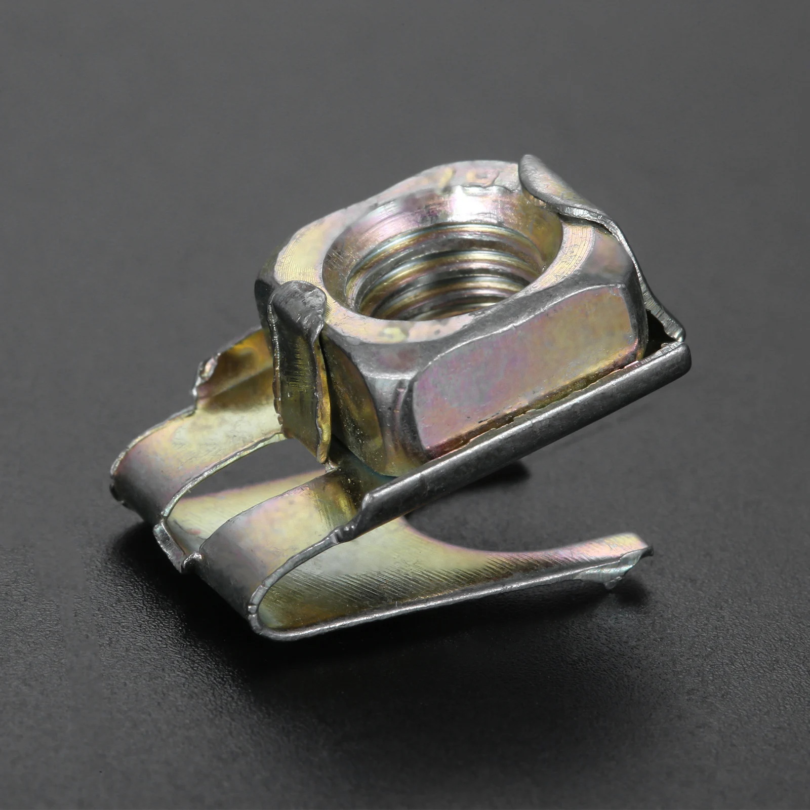 10 M8 Sheet Metal Nut Clips – Spring Nuts / Clamps For Mercedes Ford – 608980 A0039914545