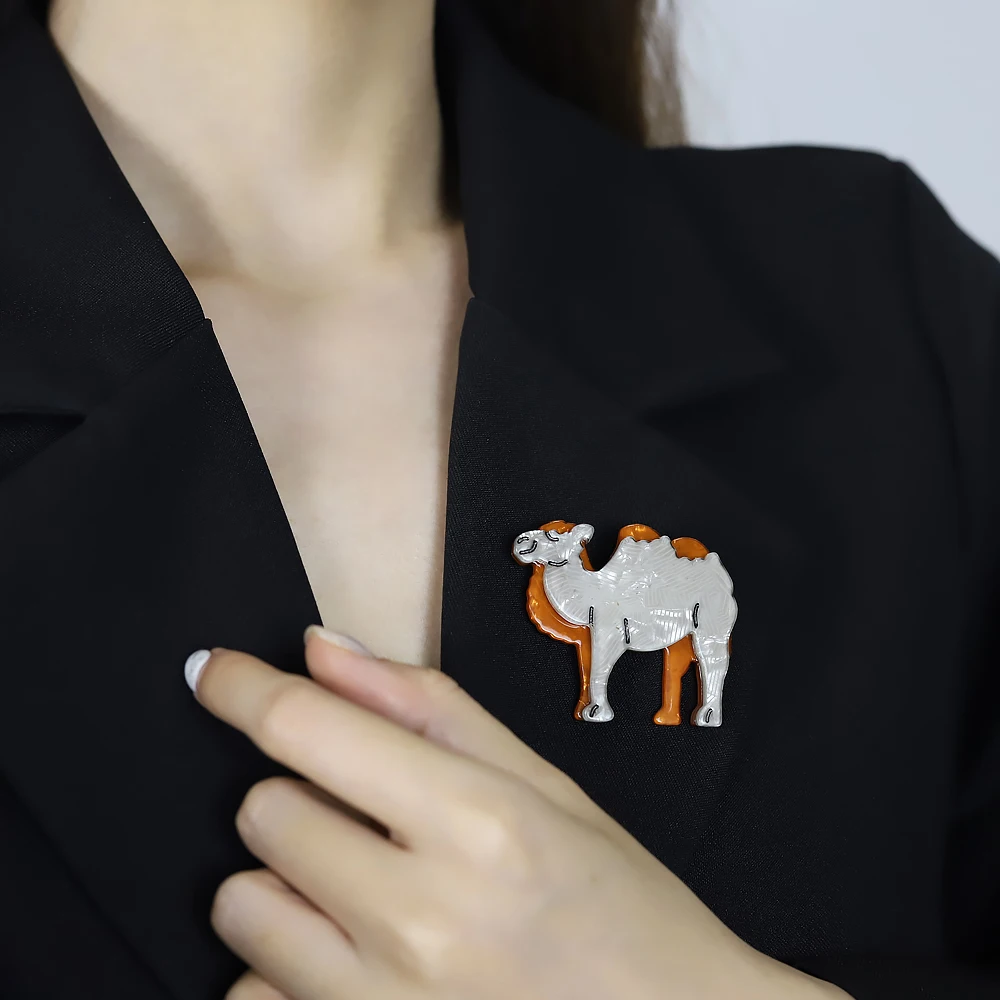 Acrylic Camel Brooches For Women Men's Badge Resin Brooch Collar Hijab Pins Scarf Hat Clothes Corsage Accessories Jewelry