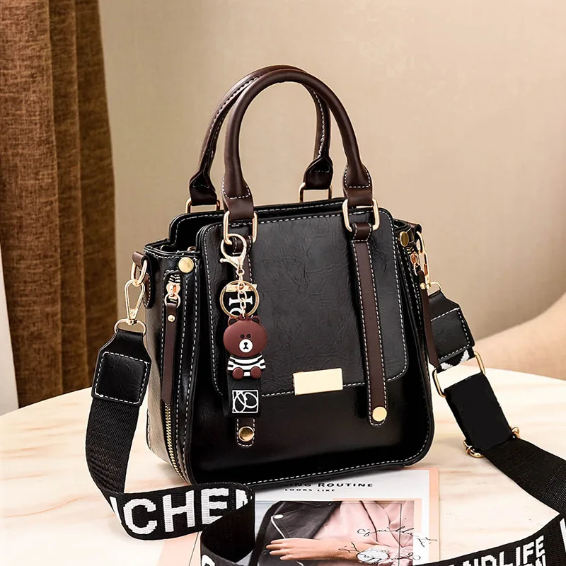 Woman bag 2021 new handbag autumn single shoulder messenger solid color trendy fashion lady bag