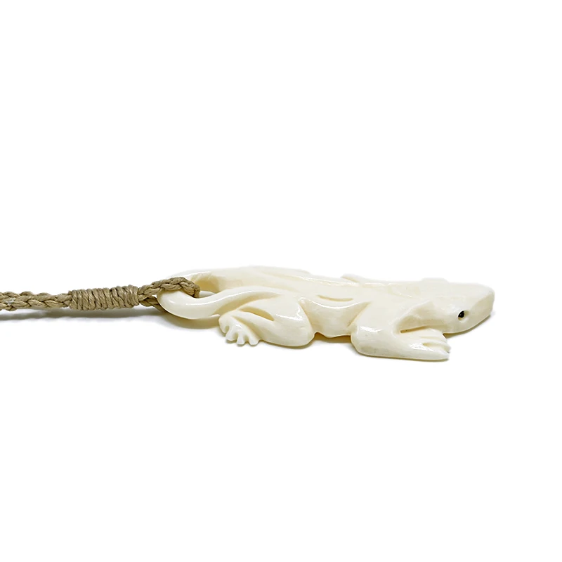 NGX084 Handmade Man Jewelry New Zealand Maori Tribe Pendant Yak Bone Gecko Womens Hemp Rope Weaving lizards Necklace for Surfing