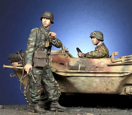 1/35 Resin Model Figure GK ,2 Figure , Unassembled and unpainted kit