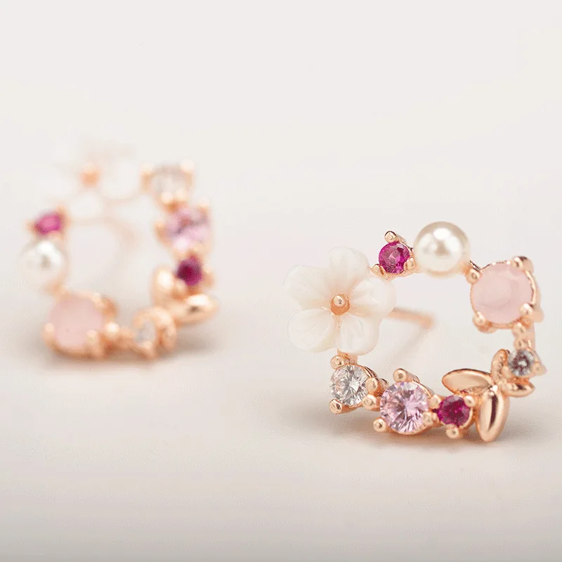 Latest Design Brand Women's Pearl Crystal Studs Earring Girls Elegant Rose Flower Female Simple Earrings For Women Jewelry Gift