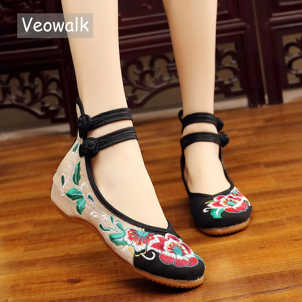 Veowalk Chinese Fashion Women's Shoes Old Peking Mary Jane Denim Flats Flower Embroidery Soft Sole Casual Shoes Plus Size 34-43