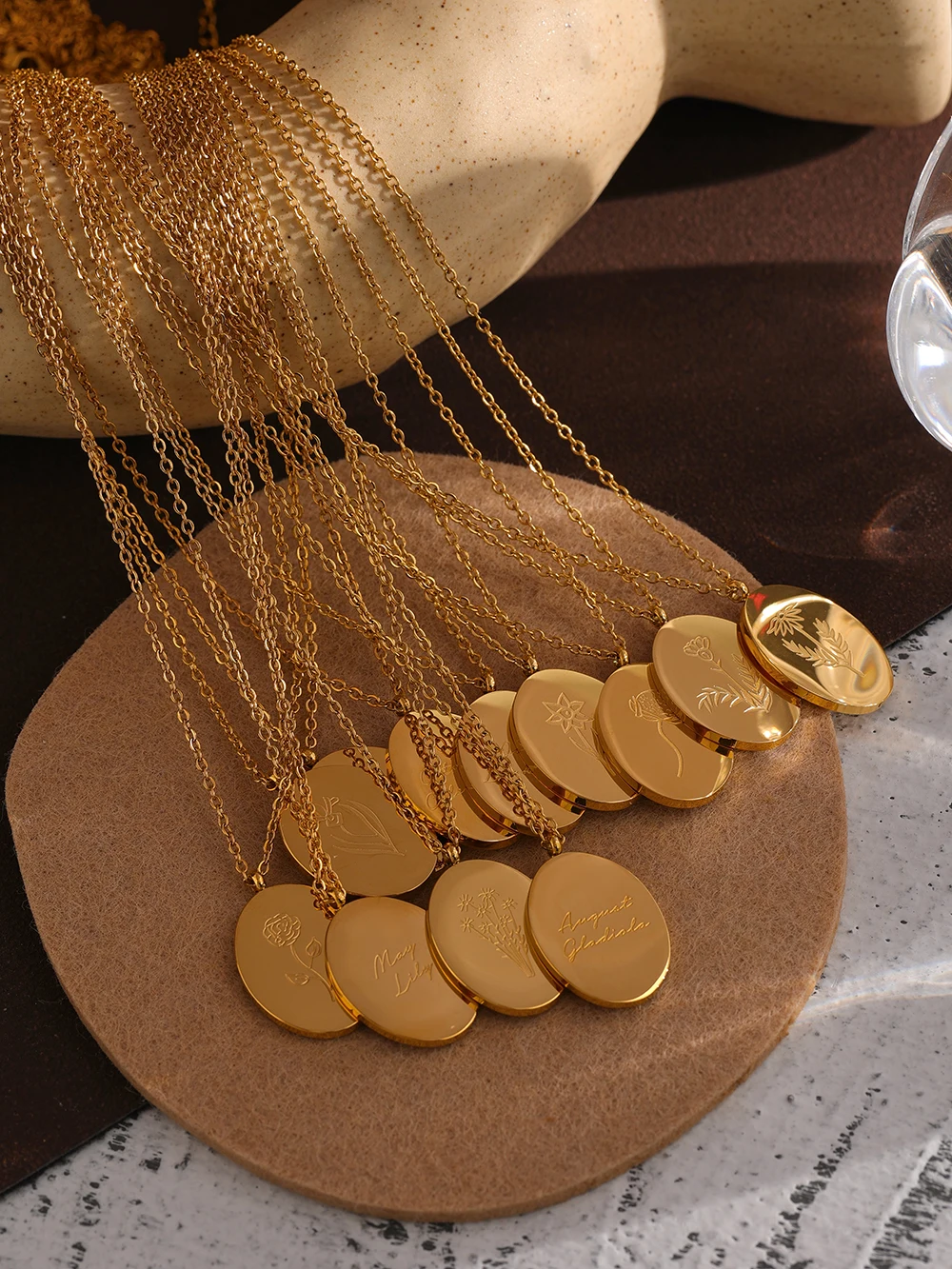 Yhpup Halskette mit Anhänger aus Edelstahl 316, 12 Monate, Geburtsblume, Blumenanhänger, Mutter, Schwester, Geschenk, PVD-Kragen, goldene Halskette, wasserdicht – Detail 18