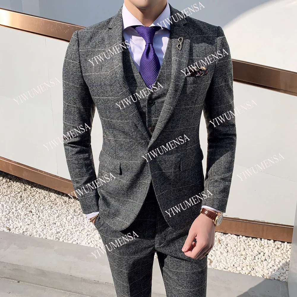 

YIWUMENSA Elegant Prom Business Men Suits For Wedding Tailor-Made Slim Fit Plaid Check Grey Peak Lapel Jacket+Vest+Pants 3 Piece