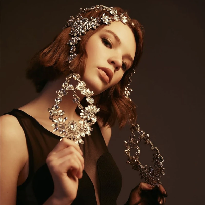 High-Quality New Rhinestone Long Flower-shaped Headdress Hair Band Pendant Long Earrings Bridal Wedding Luxury Head Accessories