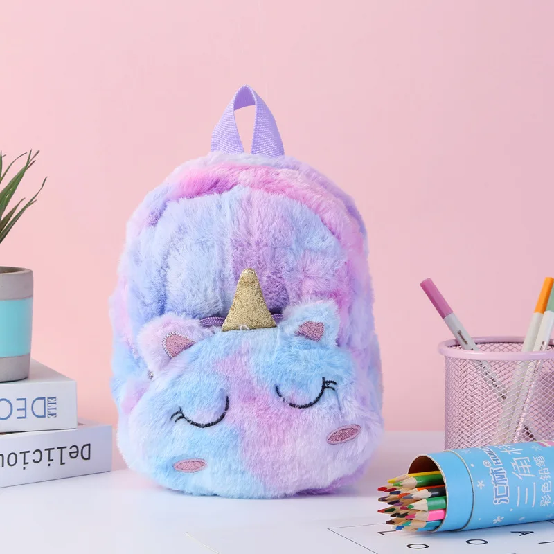 Lovely Unicorns การ์ตูนกระเป๋าหนังสือโรงเรียนกระเป๋าเป้สะพายหลังน่ารักแฟชั่น 3D Plush กระเป๋าเป้สะพายหลังสําหรับกระเป๋าเดินทางเด็กกระเป๋านักเรียนเด็กของขวัญ