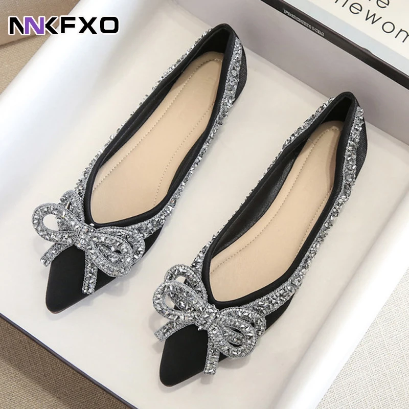 

Women Flat Elegant Fashion Women Flat Fashion Ballet Shoes Bling Crystal Bow Tie Pointed Toe Flats Shoes Lady Shiny Flat