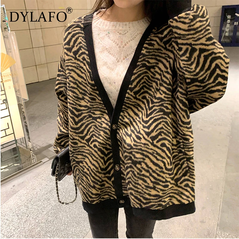 Leopard Print Women Sexy V Neck Cardigan Sweater Streetwear Long Sleeve Autumn Winter Casual Outwear Sweater KPOP Tops Cardigans