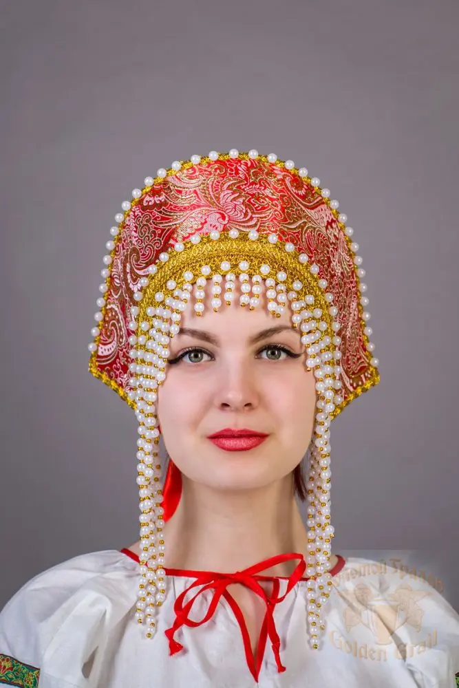 הכובע הטרדיציאונלי Kokoshnik – סיפורי תרבות, תכנון ועיצוב