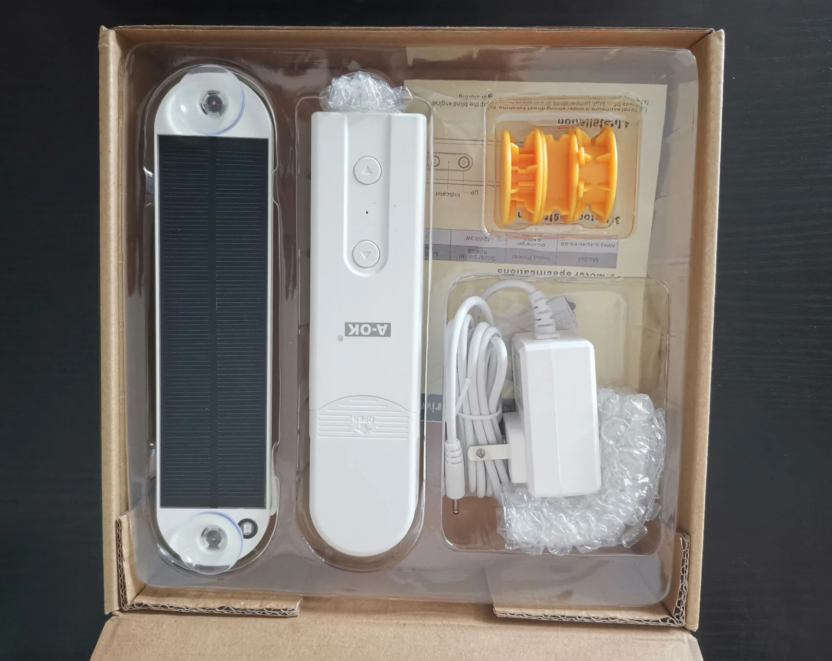 Smart Bluetooth motor US/AU/EU standard ball chain motor with solar panel roller shades Drive motor Roman zebra Blind gear motor