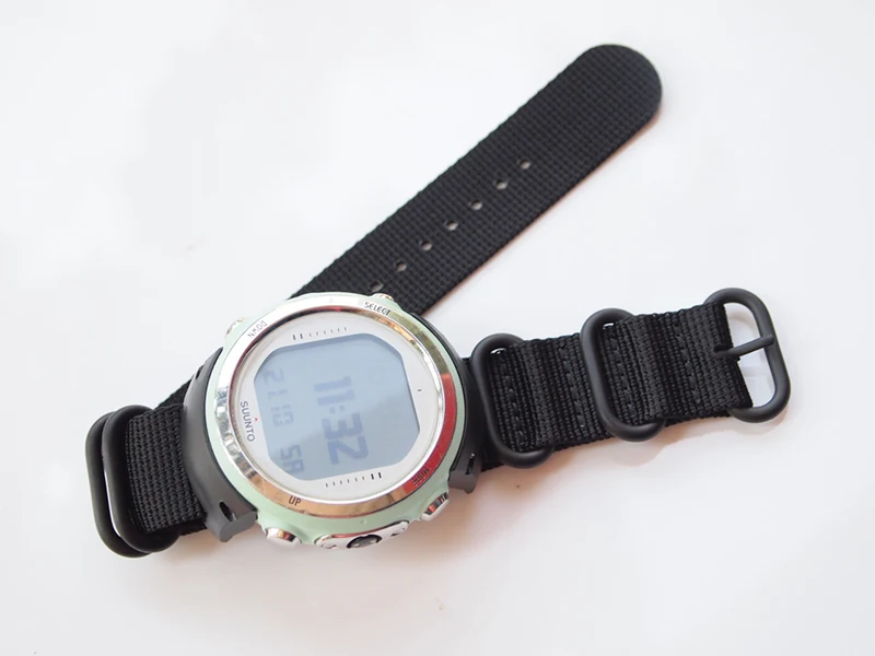Cinturino Di Ricambio Nero In Gomma Per Suunto Serie T (T1, T3, T4, Ecc.) Con Strumenti