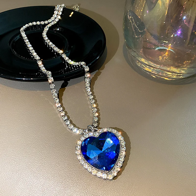 Big Crystal Heart Pendant Necklace For Women Full Rhinestone Necklace Titanic Heart Of Ocean Blue Heart Love Forever Jewelry