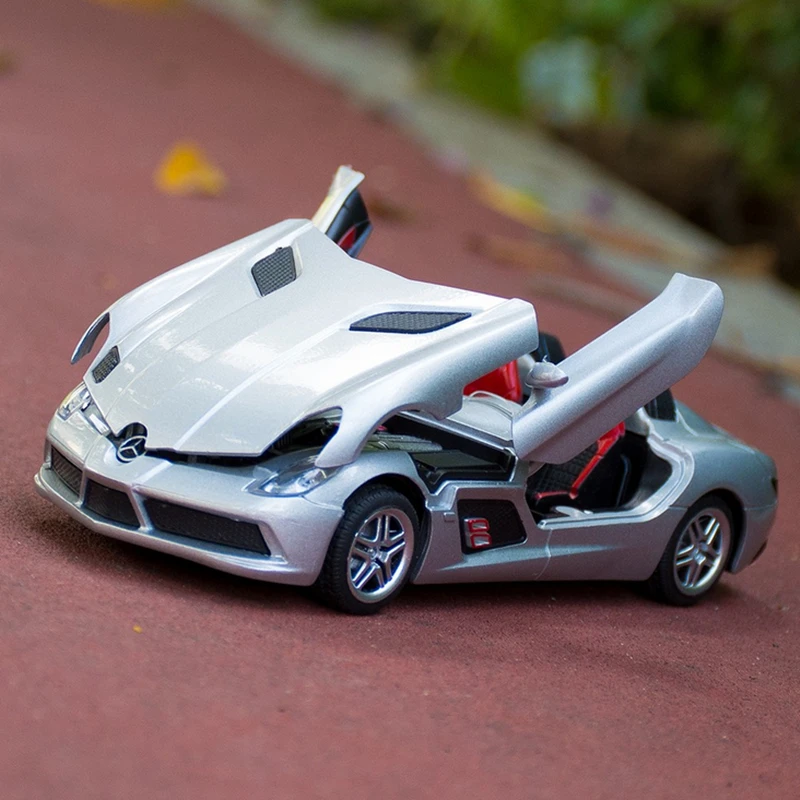 1:24 SLR Convertible Alloy Sports Car Model Diecast Metal Toy Vehicles Car Model High Simulation Collection Childrens Gift