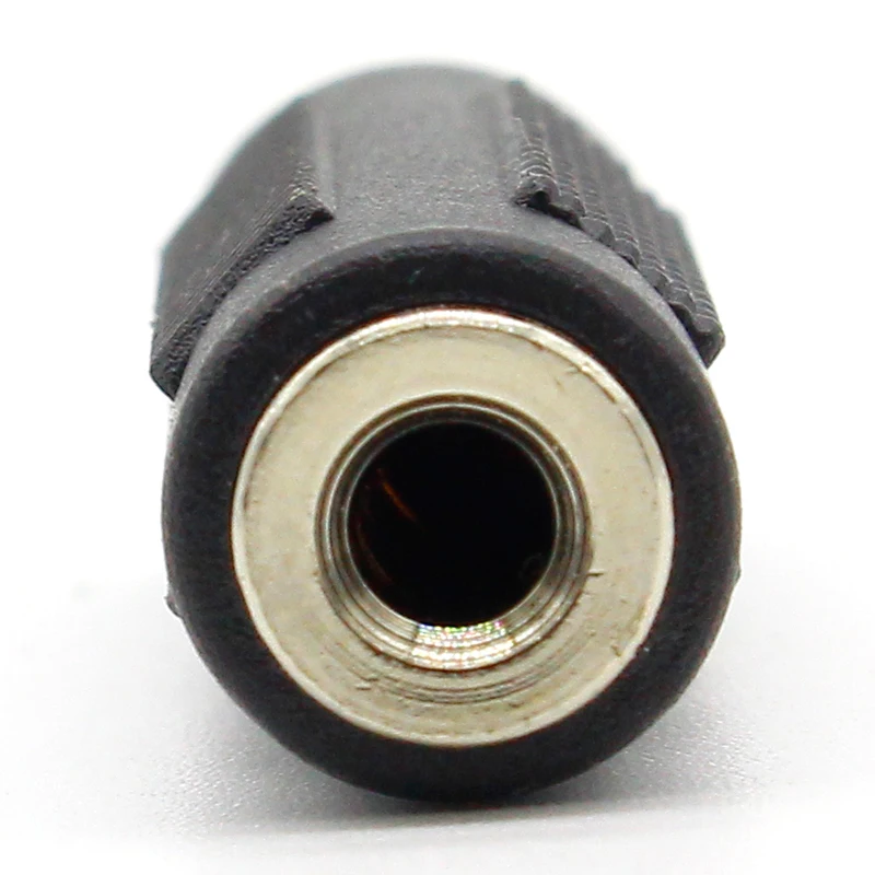 1pcs 3.5 mm Female to 3.5mm Female Jack Stereo Coupler Adapter