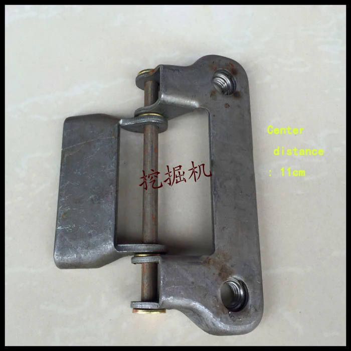 

Excavator accessories excavator pc130 / 200 / 210 / 300-7-8 side door hinge water tank hinge for Komatsu