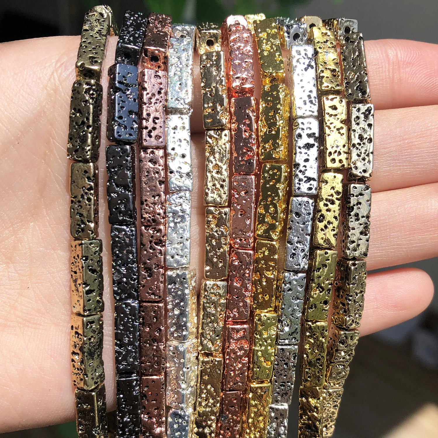 حجر الحمم البركانية الطبيعية الأسود ارتفع مطلية بالذهب مستطيل الهيماتيت فضفاض الخرز لصنع المجوهرات سوار ذاتي الصنع 15''بوصة #2