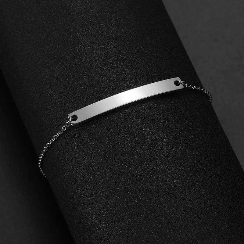 Personalized Bracelet Custom Name Letter Bracelet Romantic Stainless Steel Nameplate ID Bangles For Women Gift 4 Colors