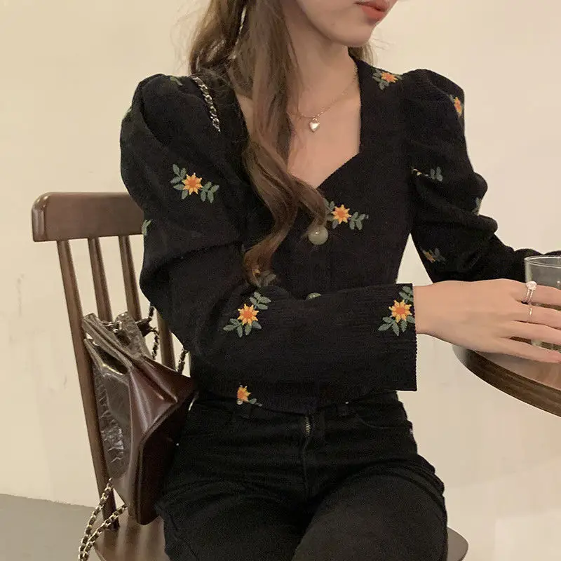 Shirts Women Embroidery Elegant Autumn It Floral Crops Vintage Harajuku Blusas Ins Casual Mujer Tops Femme Square Collar Classic