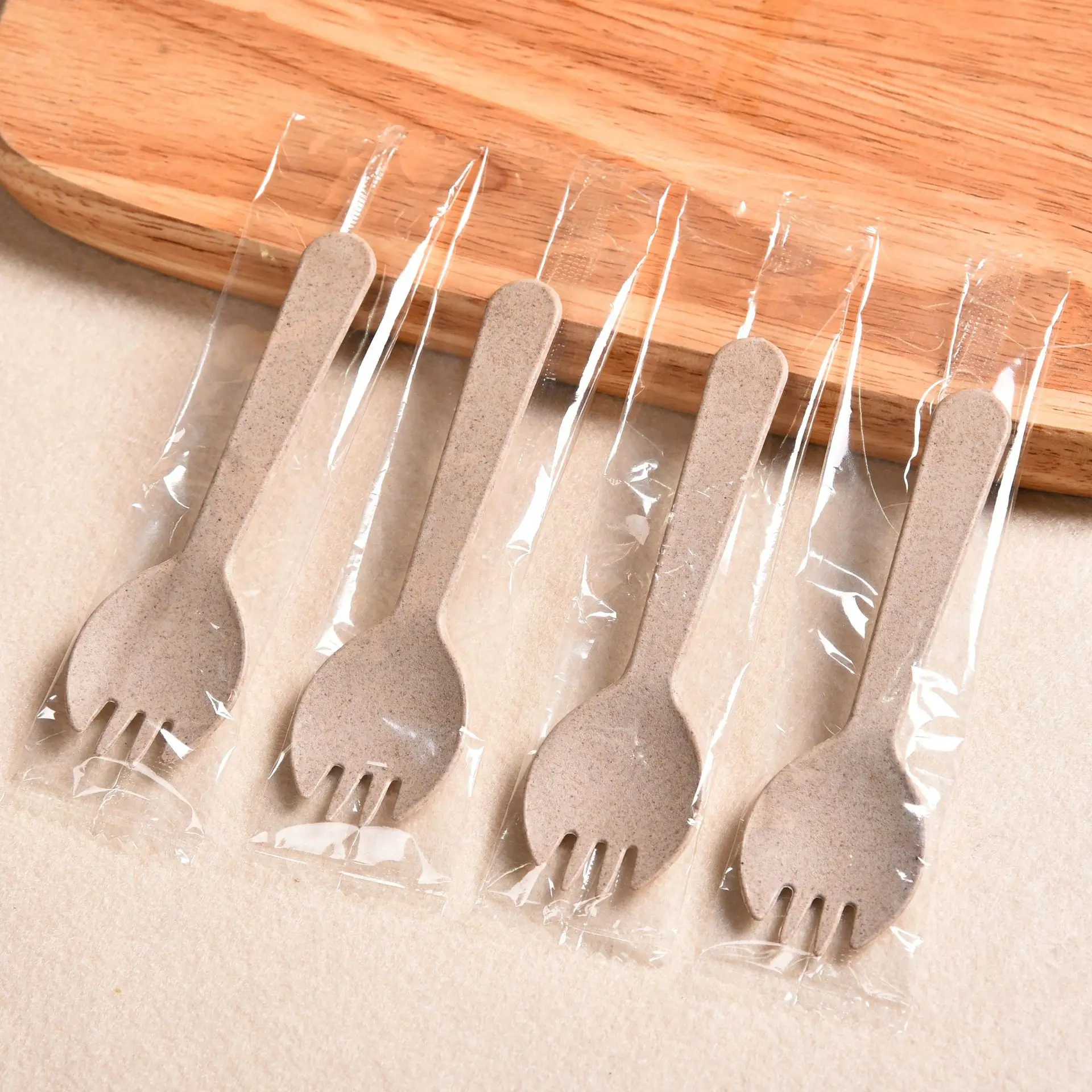 Corn starch disposable cake fork fruit fork wheat straw knife fork dessert tableware independent packaging