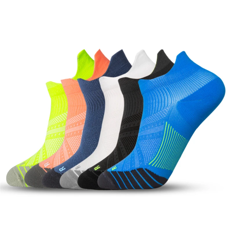 

New Anti-sweat Unisex Sport Socks Adult Elite Short Tube Breathable Socks Outdoor Running Basketball Football Sports Socks