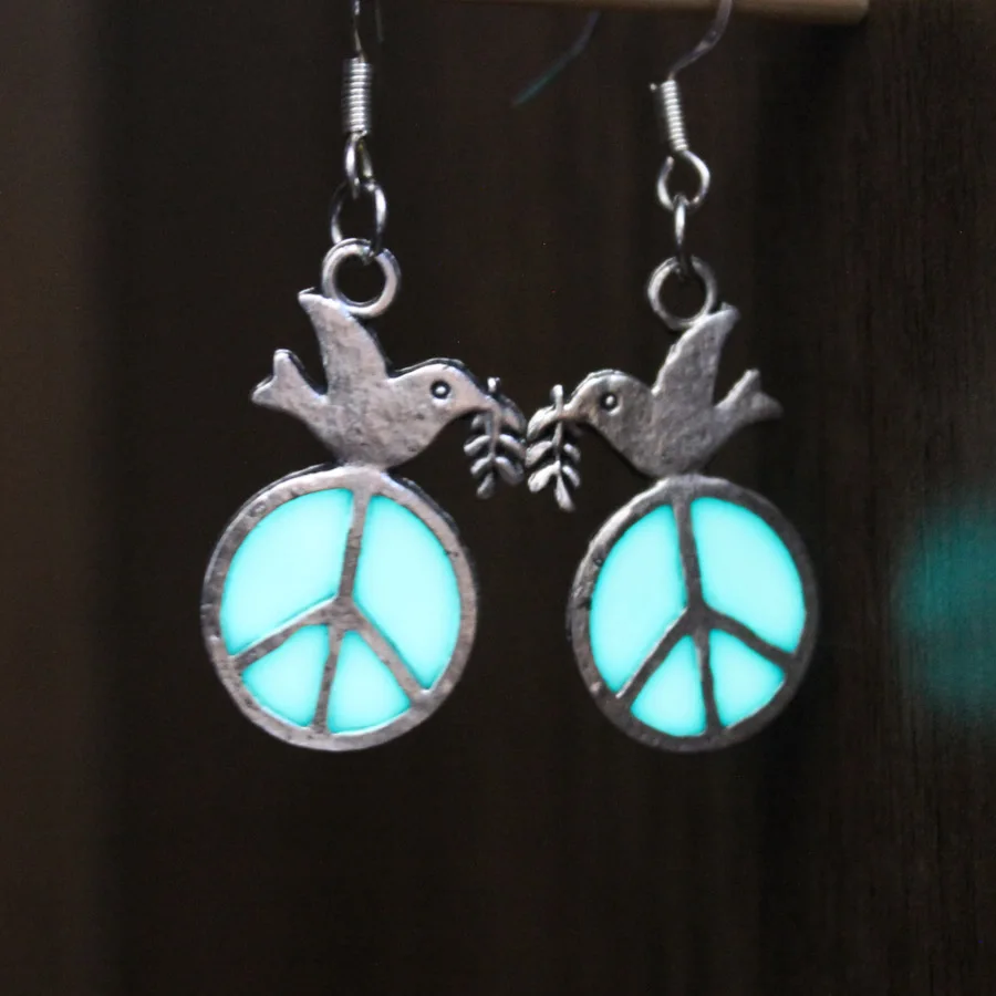 THE Dove of Peace, Olive Branch Ear Cuff GLOW in the DARK Ear Earrings Earring Eardrop Clip Pacifism WOMEN