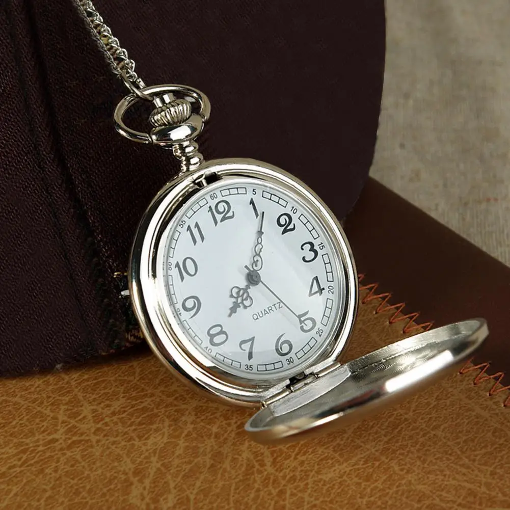 Vintage Pocket Watch Round Dial Accurate Quartz Movement Punk Hanging Chain All Match Quartz Watch for Men Women