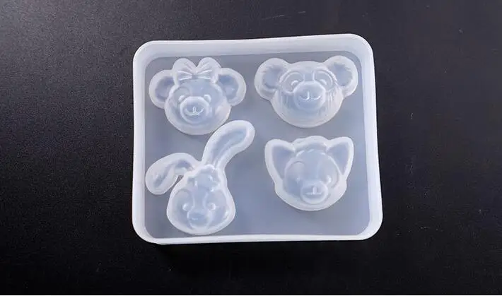 Epoxy resin silicone mold for Little Bear Piglet Piglet is used to make decorations, hair rope pendant sweater chain keychain