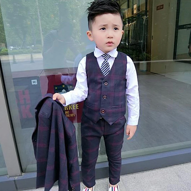 LOLANTA 5Pcs Kids Boys Gentleman Suit Plaid Formal Attire Jacket Coat+Pants+T-Shirt+Vest+Tie Outfit Birthday Party Clothes