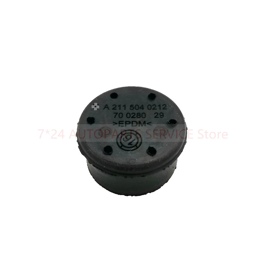 2115040212 Radiator Bottom Rubber Bushing Forbenz  A197 C197 C209 C216 C219 R199 S211 W211 Rubber bearings A2115040212 GLK E