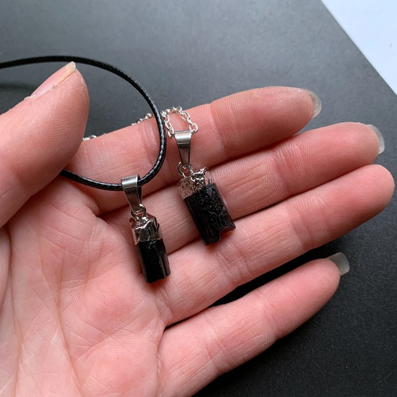 Natural Black Tourmaline Stone Pendant Radiation Protection Stone Necklace Rough Crystal Raw Jewelry Dropship 1pc image 2