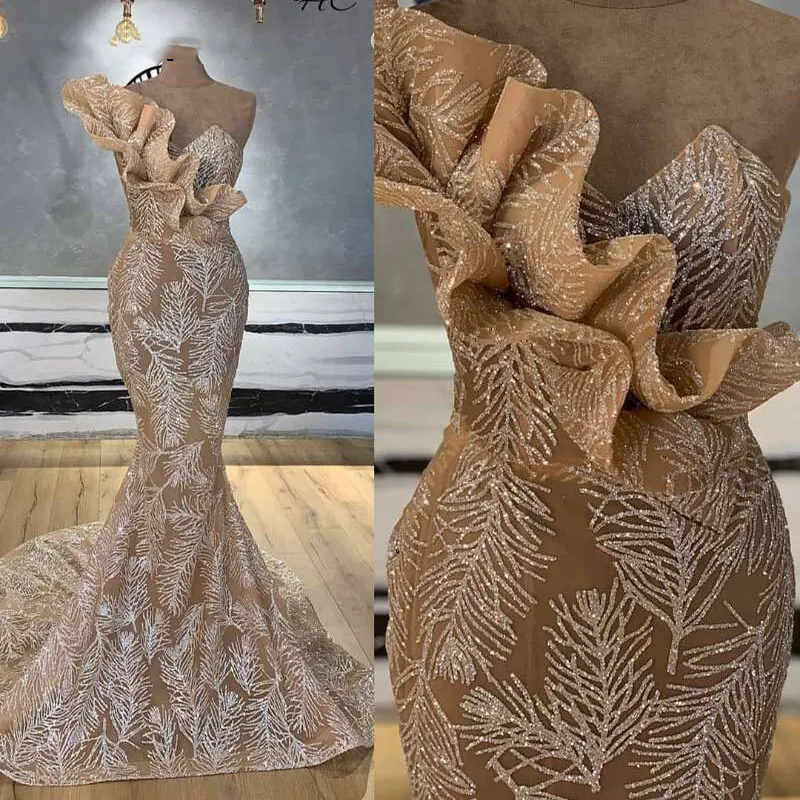 Een Schouder Champagne Avondjurken 2023 Lange Luxe Mermaid Sequin Ruches Dubai Arabische Vrouwen Custom Formele Prom Party Gown