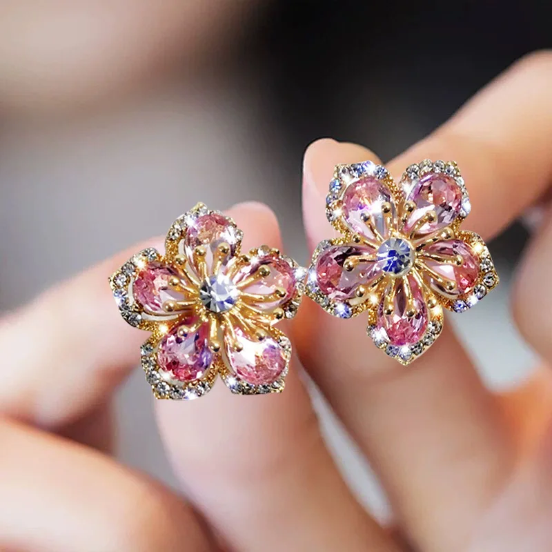 Female Luxury Crystal Zircon Stud Earrings Vintage Flowers Christmas Snowflakes Temperament Earrings Girl New Year Jewelry Gifts