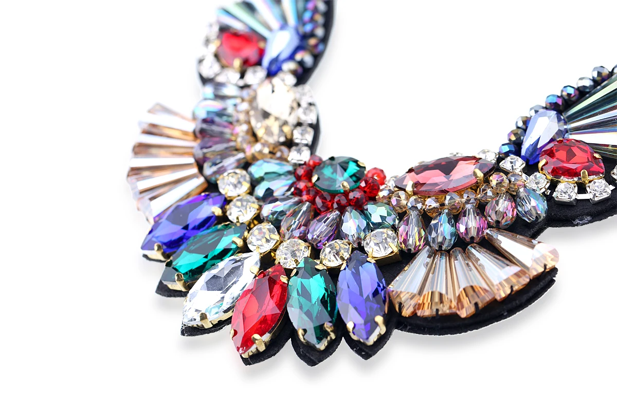 Multicolor Crystals Statement Necklace Handicraft Baroque Chokers Pendant Jewelry Women\'s Engagement Accessory Gifts