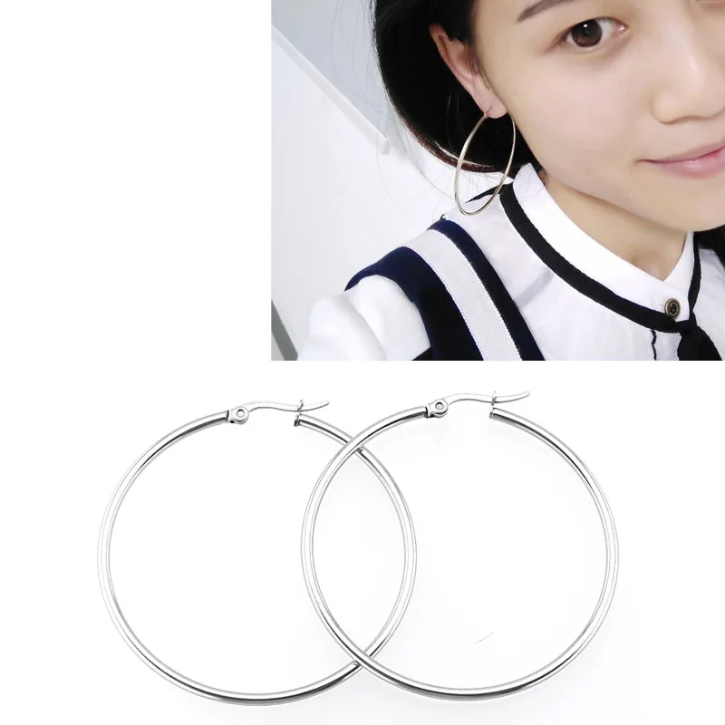 1Pair Wire earrings exaggerated large earrings earrings fashion earrings round buckle large stainless steel earrings