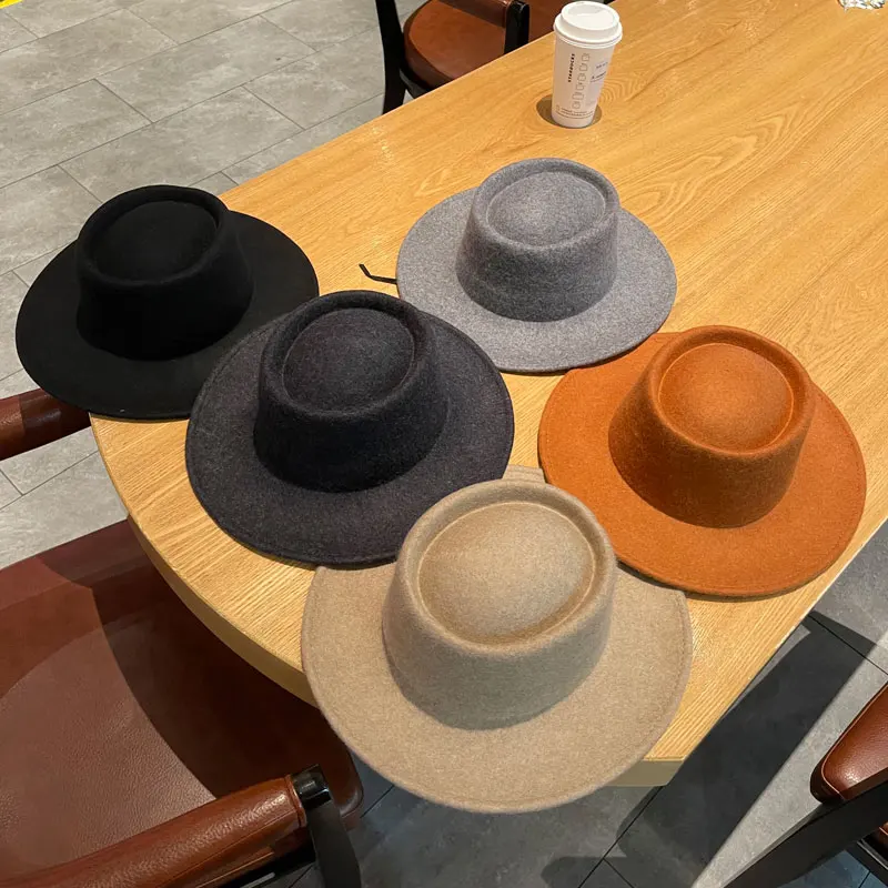 New Ring Top Wool Top Hats For Women Men Female Autumn Winter England Retro Wide Brim Designer Fedora Hat Classical Casual Hat