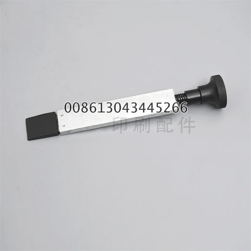 

Best Quality Komori Offset Printing Machinery Hickey Remover Length 360mm / 360mm / 257mm