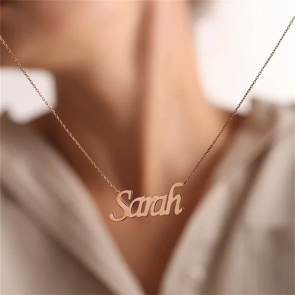 

Trendy Customized Name Pendant Necklace For Women Crown Stainless steel Nameplate Choker Anniversary Jewelry for Women Gift