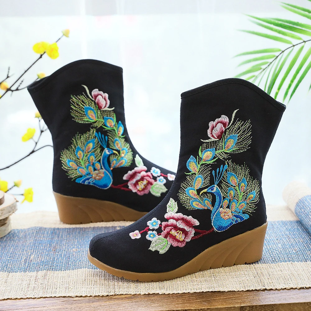 Veowalk Peacock Embroidered Women Comfort Canvas Short Boots Wedge Platforms Chinese Style Embroidery Winter Autumn Shoes