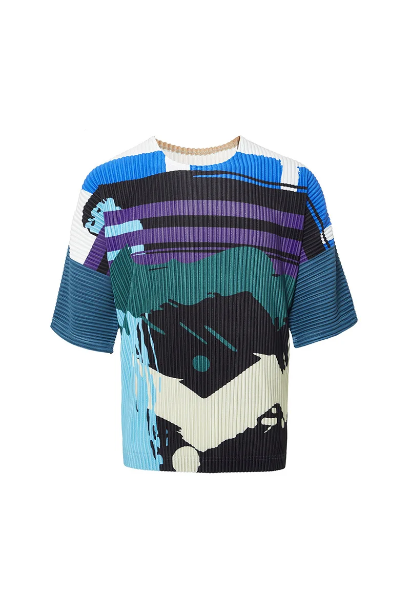 

Changpleat New Men Miyak Pleated graphic t shirts Tops Fashion Printed O-neck Short Sleeve Female T-shirt Tide