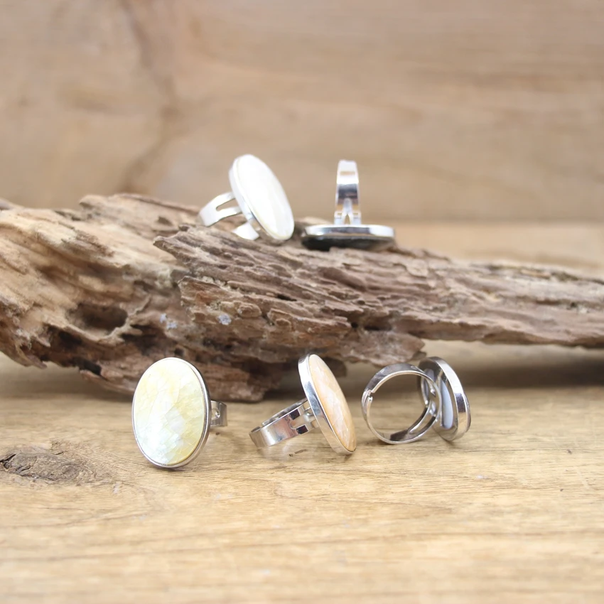 Oval Paua Shell Silvery Ring Round Natural Rainbow/Pink/White Abalone Shell Resizable Ring Women Fashion Summer Jewelry,QC4134