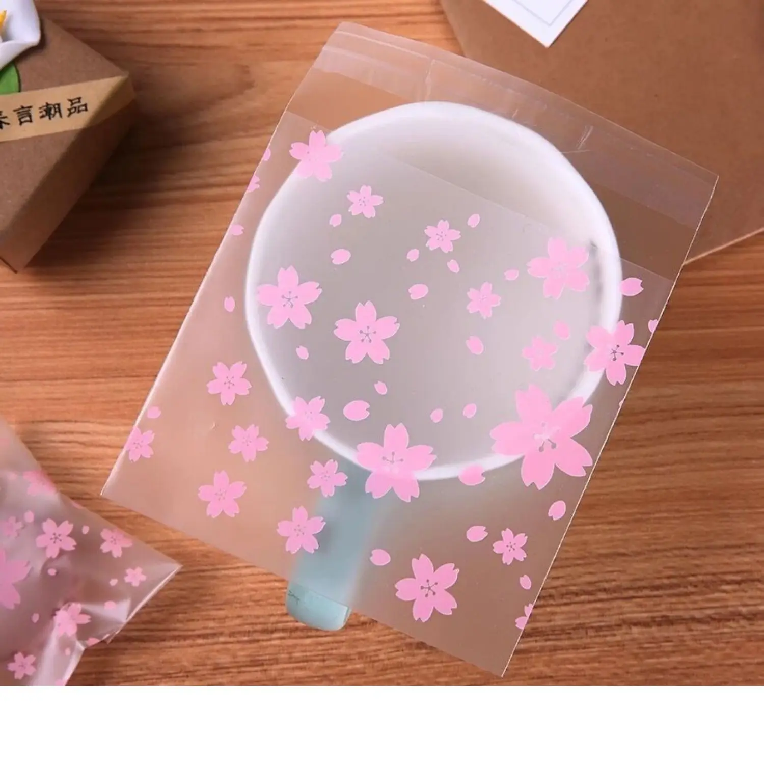 100Pcs Snowflake Christmas Plastic Candy Cookie Biscuits Snacks Jewelry Packaging Bags Adhesive Gift Bag for Home Wedding Party