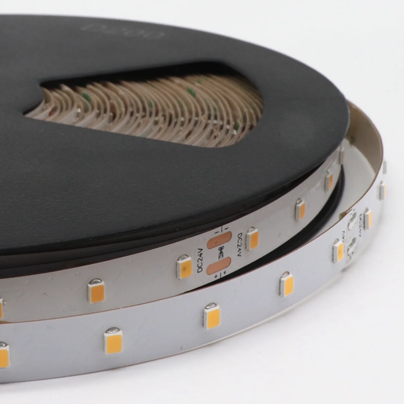 

15m a roll/ a lot, 60leds/meter, led constant current strip light, IC Built-in, 15m with 900pcs 2835 smd led