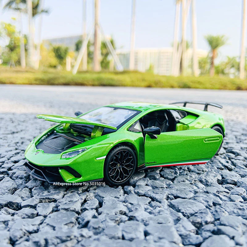 Bburago-modelo de coche de aleación Lamborghini Hurricane performance, simulación de sonido y luz, caja de cartón, modelo de coche de aleación, 1:32