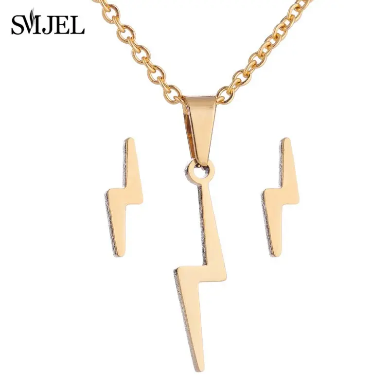 Winter Fashion Snowflake Necklace & Earrings Set