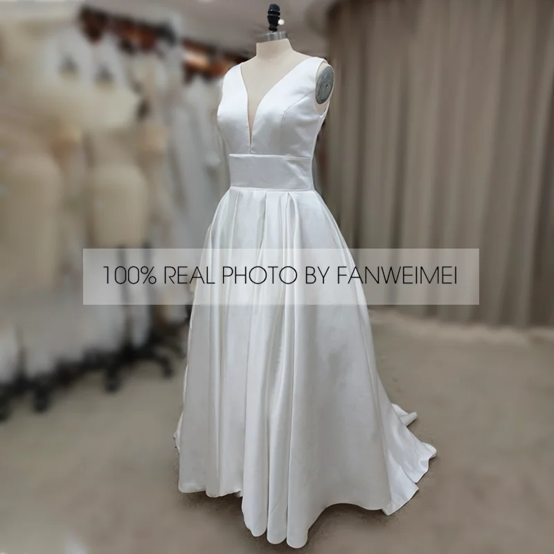 #9139 REAL PHOTOS BY FANWEIMEI Sleeveless V-Neck  Backless  A-Line Satin Wedding Dress Bridal Gowns