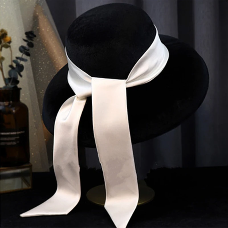 Cappelli da sposa Vintage nastro di velluto nero cappello a cilindro stile Hepburn cappelli da sposa eleganti da donna accessori da sposa copricapo da sposa