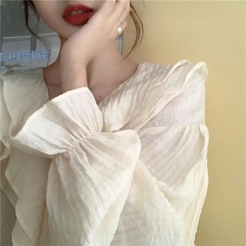 Spring Pink Blouses Women Flare Sleeve V-neck Ruffles Gentle Temperament French Shirts Female OL Sweet Chiffon Top Versatile Ins